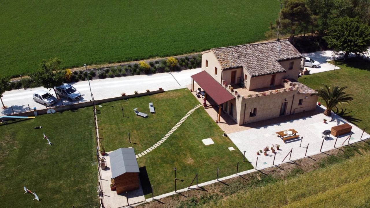 Casa Montefiore 13 Girasoli Lt Nella Tranquilla Campagna Marchigiana Ancona Ngoại thất bức ảnh